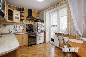 2-к квартира, вторичка, 58м2, 2/11 этаж