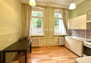 1-к квартира, вторичка, 44м2, 1/4 этаж