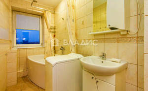 2-к квартира, вторичка, 63м2, 4/4 этаж