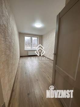 2-к квартира, вторичка, 55м2, 1/4 этаж