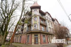 4-к квартира, вторичка, 200м2, 4/5 этаж