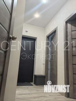 2-к квартира, вторичка, 56м2, 1/9 этаж