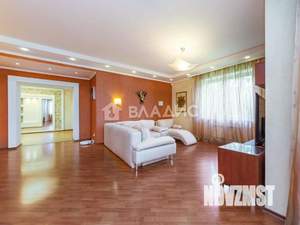 4-к квартира, вторичка, 151м2, 2/4 этаж