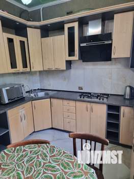 2-к квартира, вторичка, 54м2, 1/3 этаж