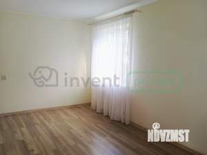 2-к квартира, вторичка, 42м2, 1/5 этаж
