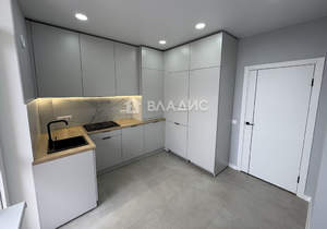 2-к квартира, вторичка, 56м2, 1/9 этаж