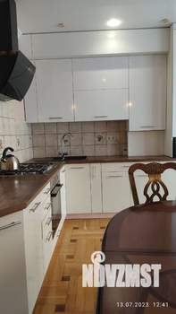 2-к квартира, вторичка, 54м2, 1/5 этаж