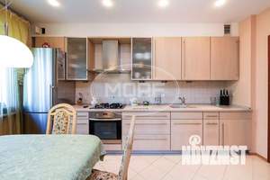 2-к квартира, вторичка, 66м2, 3/6 этаж
