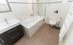 3-к квартира, вторичка, 102м2, 9/10 этаж