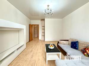 2-к квартира, вторичка, 67м2, 1/9 этаж