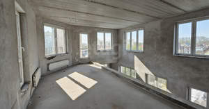 2-к квартира, вторичка, 123м2, 4/4 этаж