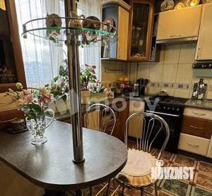 3-к квартира, вторичка, 74м2, 9/9 этаж