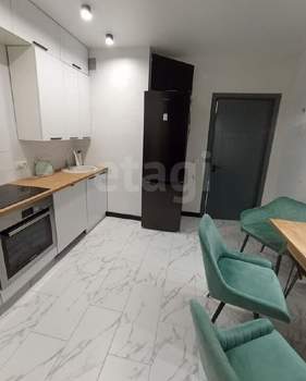 3-к квартира, вторичка, 82м2, 6/16 этаж