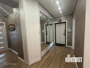 2-к квартира, вторичка, 64м2, 1/9 этаж