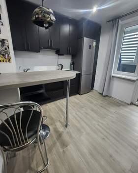 2-к квартира, вторичка, 65м2, 1/13 этаж
