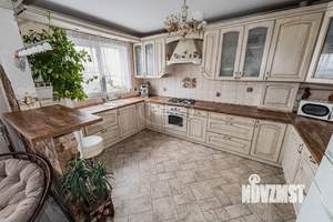 3-к квартира, вторичка, 74м2, 9/9 этаж