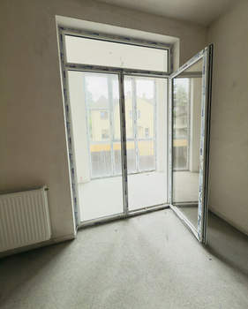 2-к квартира, вторичка, 68м2, 1/3 этаж