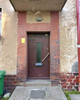 3-к квартира, вторичка, 90м2, 1/2 этаж