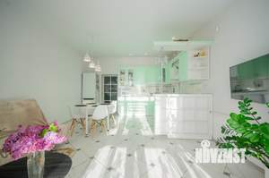 2-к квартира, вторичка, 76м2, 1/3 этаж