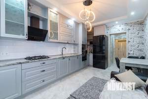 2-к квартира, вторичка, 60м2, 1/10 этаж