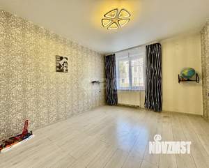 2-к квартира, вторичка, 42м2, 1/3 этаж