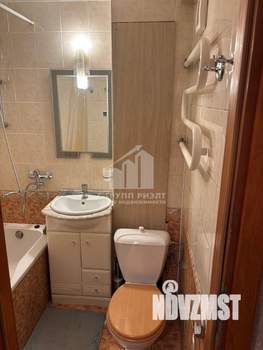 3-к квартира, вторичка, 58м2, 1/4 этаж