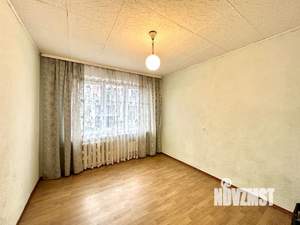 4-к квартира, вторичка, 62м2, 1/5 этаж