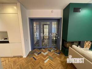 5-к квартира, вторичка, 181м2, 2/2 этаж