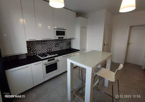 3-к квартира, вторичка, 70м2, 7/8 этаж