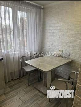 2-к квартира, вторичка, 43м2, 3/3 этаж