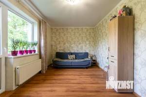 2-к квартира, вторичка, 64м2, 3/3 этаж