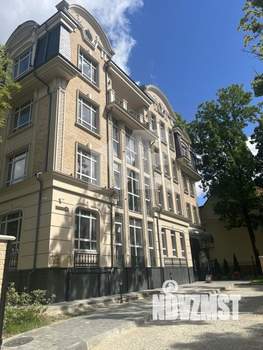 2-к квартира, вторичка, 113м2, 2/4 этаж