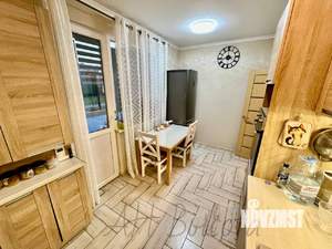 2-к квартира, вторичка, 62м2, 1/3 этаж