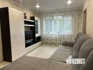 2-к квартира, вторичка, 44м2, 1/4 этаж