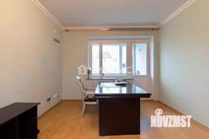 4-к квартира, вторичка, 175м2, 3/5 этаж