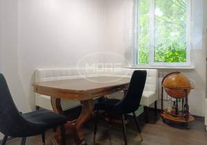 3-к квартира, вторичка, 76м2, 2/2 этаж
