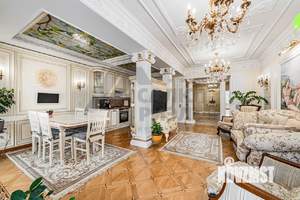5-к квартира, вторичка, 234м2, 4/5 этаж