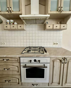 2-к квартира, вторичка, 75м2, 2/4 этаж