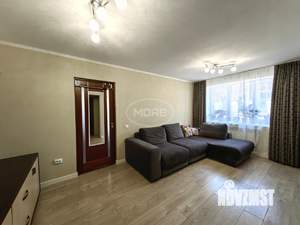 2-к квартира, вторичка, 37м2, 1/4 этаж