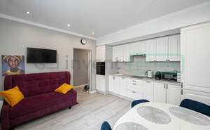 2-к квартира, вторичка, 66м2, 1/10 этаж