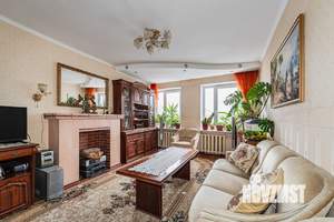 4-к квартира, вторичка, 82м2, 3/3 этаж