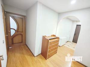 2-к квартира, вторичка, 57м2, 1/10 этаж