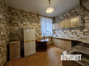 2-к квартира, вторичка, 37м2, 1/3 этаж
