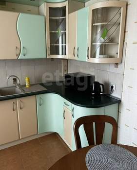 3-к квартира, вторичка, 84м2, 9/10 этаж