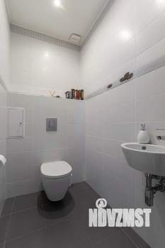 2-к квартира, вторичка, 60м2, 1/3 этаж