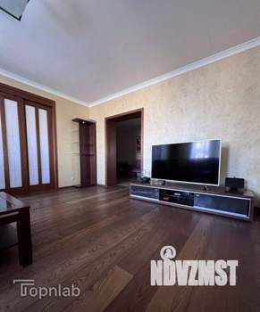 3-к квартира, вторичка, 99м2, 8/8 этаж