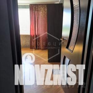 2-к квартира, вторичка, 50м2, 8/9 этаж