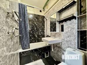 2-к квартира, вторичка, 42м2, 1/3 этаж