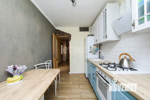 3-к квартира, вторичка, 63м2, 2/4 этаж
