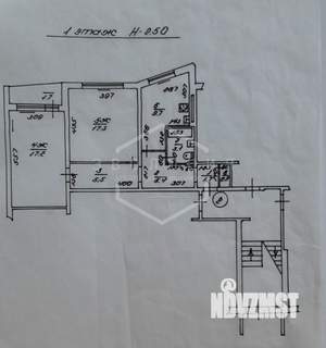 2-к квартира, вторичка, 63м2, 1/6 этаж